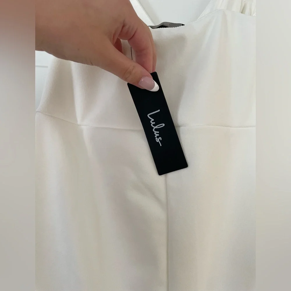 Lulus white dress size medium new with tags! - Picture 3 of 6
